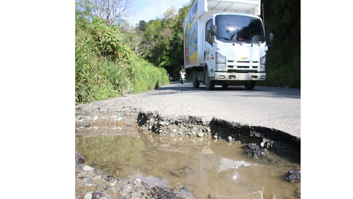 Vía Boquía-Salento: 29 huecos que generan riesgo de accidentes