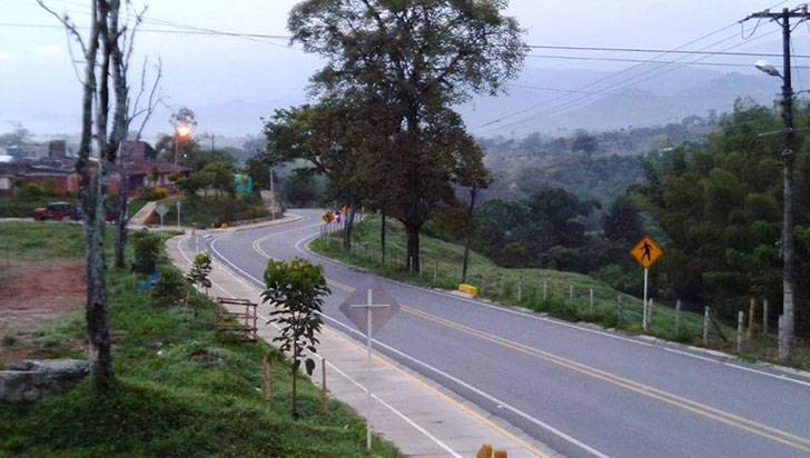 En la vía entre Barragán y Caicedonia encontraron a un hombre sin vida