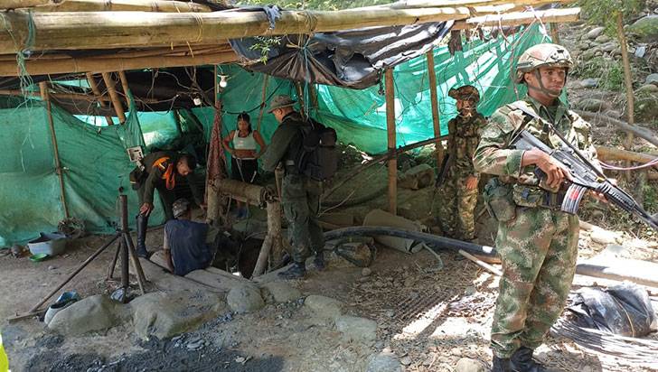 Octava Brigada y la Sijín capturaron a 8 personas por minería ilegal