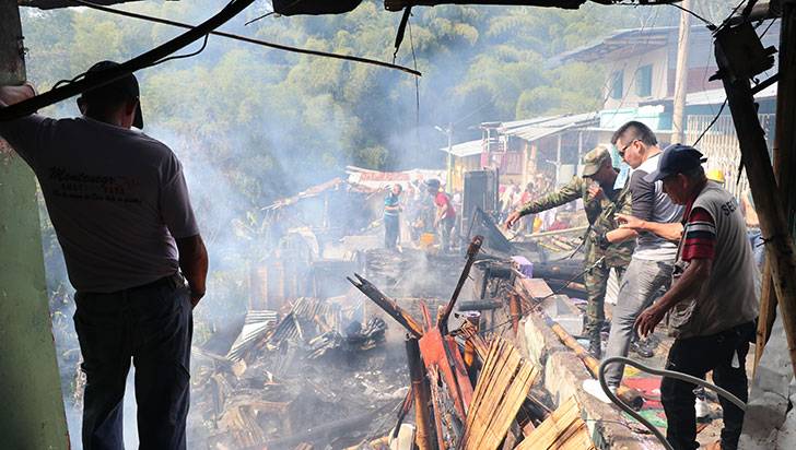 Incendio en Montenegro: el balance de la emergencia que devoró 12 viviendas en La 18