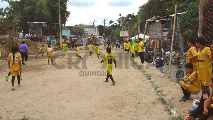 La Fachada y Zuldemayda se mantienen líderes del Hinchas de Paz