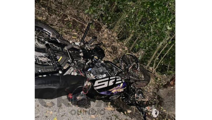 Fatal accidente en la vía Montenegro – Pueblo Tapao, dos jóvenes murieron
