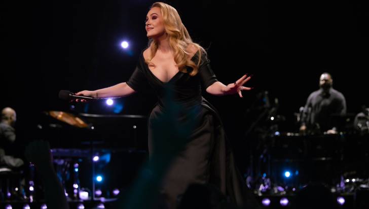 Adele revela: "Ni siquiera canto ya en casa, es raro" pero asegura que nunca dejará la música