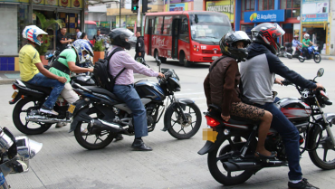 Ratificada prohibición de parrillero en moto en el centro de Armenia