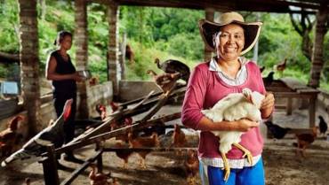 $8.000 millones para impulsar iniciativas empresariales de mujeres rurales