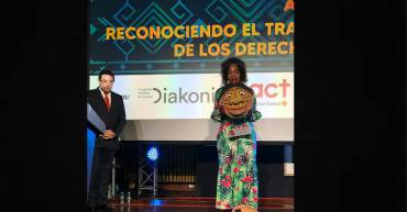 Luz Marina Becerra, elegida como la defensora del año en Colombia