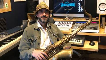 Un saxofonista de talla mundial inspirado en boleros y música andina
