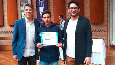 Estudiante de la UQ ganó Concurso Nacional de Escritura