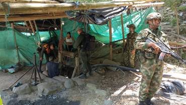 Octava Brigada y la Sijín capturaron a 8 personas por minería ilegal