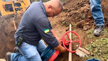 Restablecen el servicio de agua en La Isabela y Arrayanes
