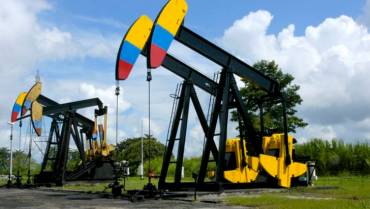 Polémica por el anuncio de no conceder nuevos contratos de exploración de gas y petróleo