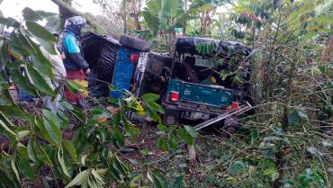 6 personas lesionadas tras el choque de 2 jeeps en Montenegro