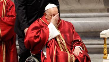 Por primera vez, papa Francisco no estuvo en el viacrucis del Viernes Santo, ¿por qué? 
