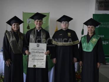 Graduados Grancolombianos