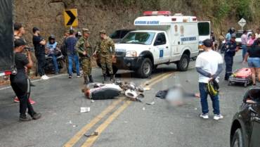 Accidente de tránsito en la vía Montenegro - Quimbaya