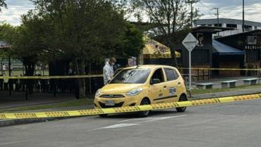 Pasajero en Armenia murió infartado al interior de un taxi