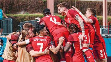 Canadá y Chile, duelo inédito con pinta de final en el grupo A