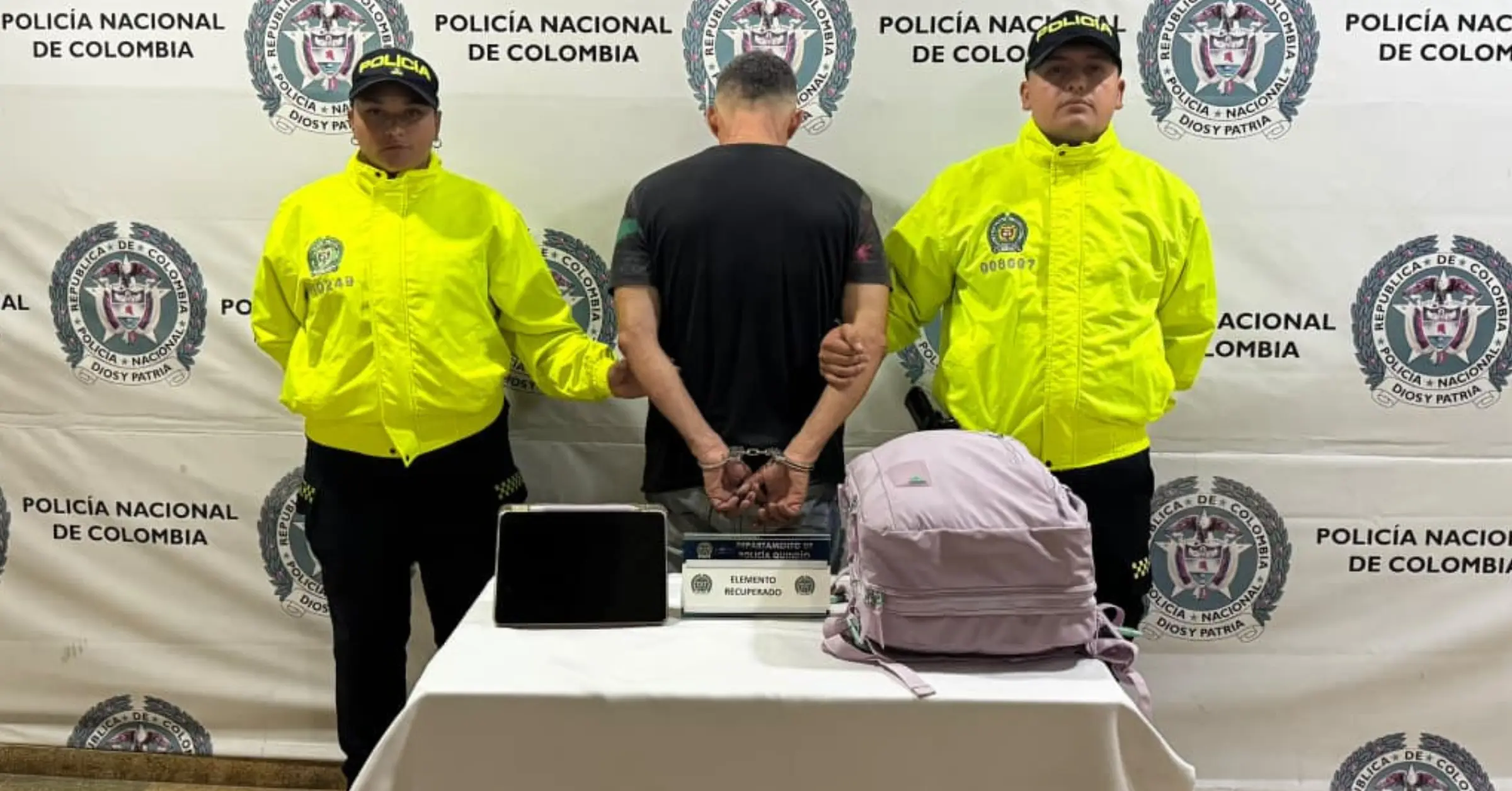 Cámaras de seguridad ‘cazaron’ a delincuente tras robarle a una médica sus pertenencias