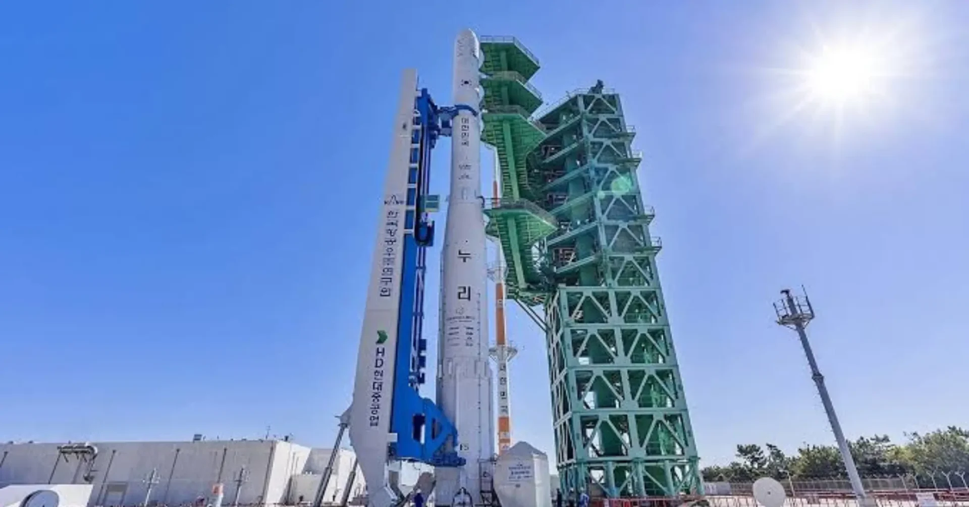 Corea del Sur pone 15 satélites en órbita con su cohete Nuri